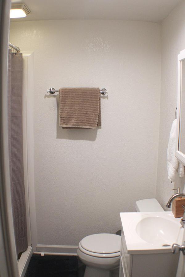 Urban Oasis - 3Br 2Ba - City View- Private Parking Pittsburgh Esterno foto